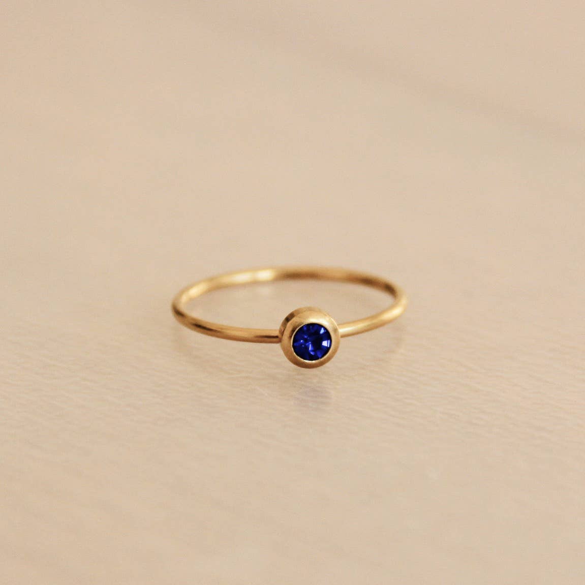 Steel minimalist ring with stone - blue